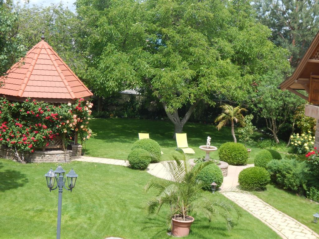 Palazzo Wellness Villa Eger Buitenkant foto