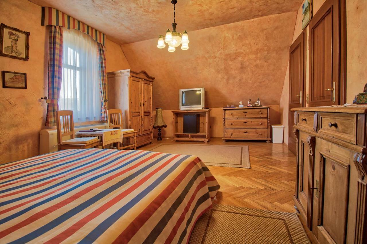 Palazzo Wellness Villa Eger Buitenkant foto